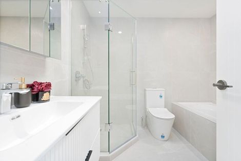 Photo of property in 37 Turret Lane, Hobsonville, Auckland, 0616