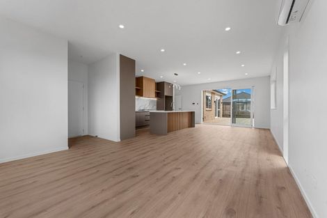 Photo of property in 33 Kaitiaki Drive, Clarks Beach, 2122