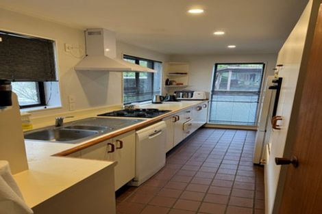 Photo of property in 75u3 Delhi Crescent, Khandallah, Wellington, 6035