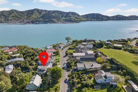 Photo of property in 47 Ranui Crescent, Diamond Harbour,  8971