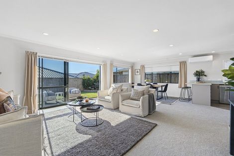 Photo of property in 11 Wilton Street, Westown, New Plymouth, 4310