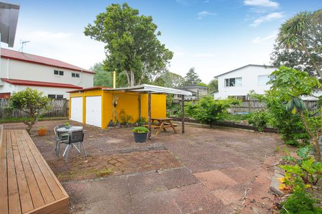 Photo of property in 27 Sylvia Road, Hillcrest, Auckland, 0627