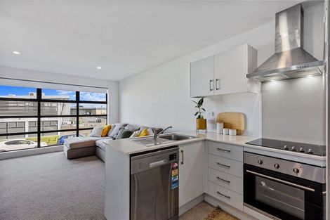 Photo of property in 17 Owens Place, Mount Maunganui, 3116