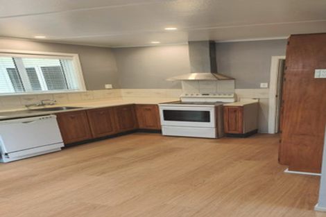 Photo of property in 40 Ruskin Road, Newlands, Wellington, 6037