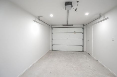 Photo of property in 40d Innismara Avenue, Wattle Downs, Auckland, 2103