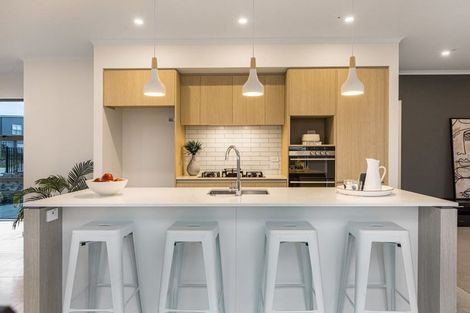 Photo of property in 23 Taikura Avenue, Red Beach, 0932