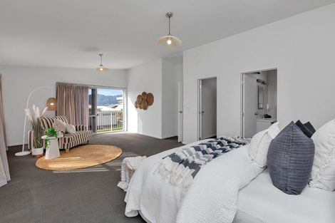 Photo of property in 152d One Tree Point Road, One Tree Point, 0118