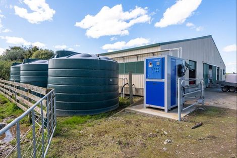 Photo of property in 1678 Kimbolton Road, Cheltenham, Feilding, 4777