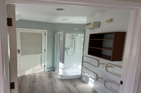 Photo of property in 92b Upper Harbour Drive, Greenhithe, Auckland, 0632