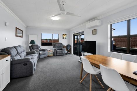 Photo of property in 19a Tukapa Street, Westown, New Plymouth, 4310