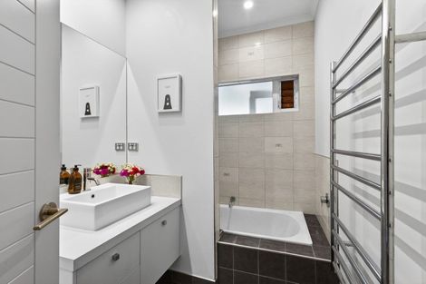 Photo of property in 9b Duart Road, Havelock North, 4130