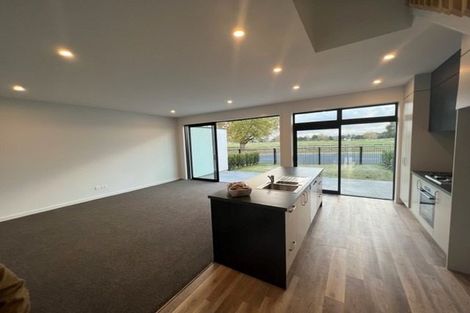 Photo of property in 15 Ruge Court, Cambridge, 3434