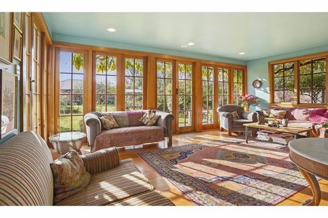 Photo of property in 182 Fendalton Road, Fendalton, Christchurch, 8052