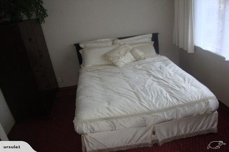 Photo of property in 76- 78 Sievers Grove, Cannons Creek, Porirua, 5024