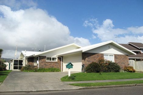 Photo of property in 20 Homewood Avenue, Levin, 5510