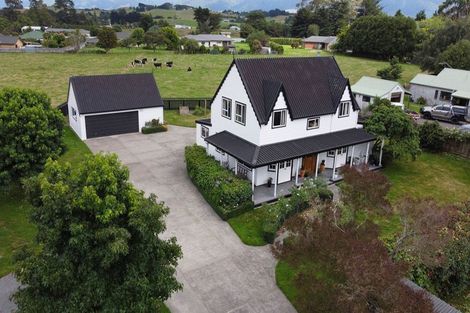 Photo of property in 3 Maclaurin Street, Dannevirke, 4930