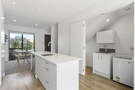 Photo of property in 3/46 Jane Maree Road, Kumeu, 0810