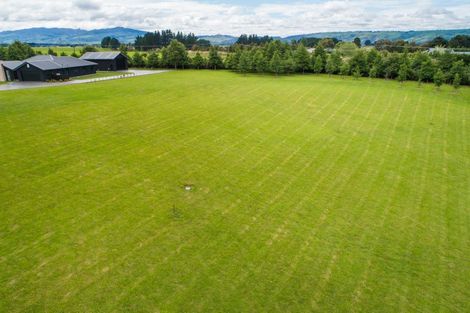 Photo of property in 3 Paterson Lane, Kelvin Grove, 4470