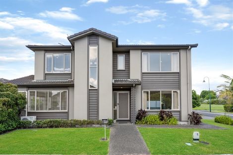 Photo of property in 3 Citron Court, Flat Bush, Auckland, 2016