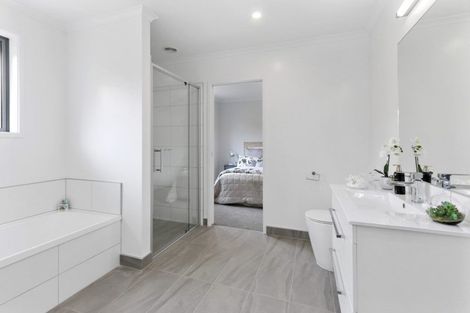 Photo of property in 128 Lisle Farm Drive, Pukekohe, 2120