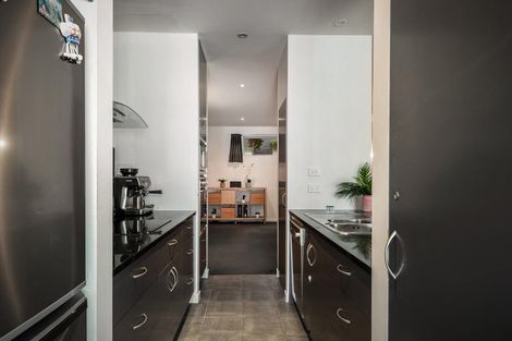 Photo of property in 97 Hallenstein Street, Queenstown, 9300