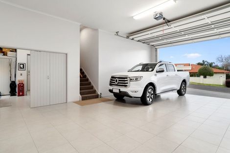Photo of property in 1 Sherborne Close, Bethlehem, Tauranga, 3110