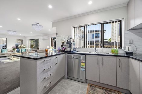 Photo of property in 6 Te Hiko Way, Mangere, Auckland, 2022