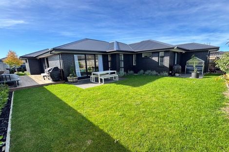 Photo of property in 20 Rannoch Drive, Yaldhurst, Christchurch, 8042