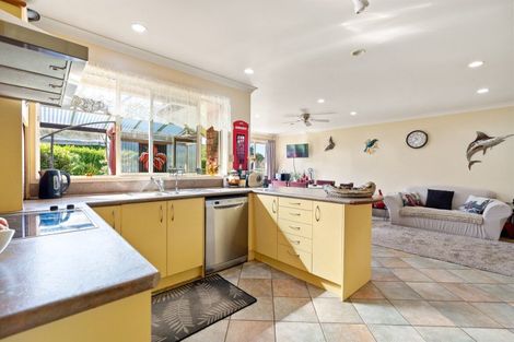 Photo of property in 105 Tauraroa Road, Maungakaramea, Whangarei, 0178