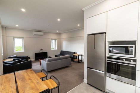 Photo of property in Fountain Court, 16/48u Oriental Parade, Oriental Bay, Wellington, 6011