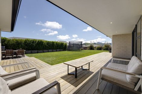 Photo of property in 2 Huntaway Close, Stoke, Nelson, 7011