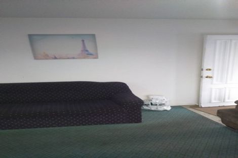 Photo of property in 16d Roick Parade, Glen Eden, Auckland, 0602