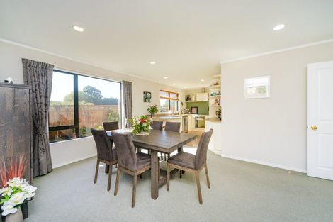 Photo of property in 39 Logan Way, Kelvin Grove, Palmerston North, 4414