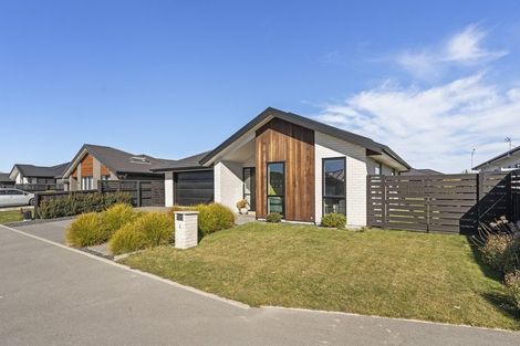 Photo of property in 5 Gallantry Lane, Halswell, Christchurch, 8025