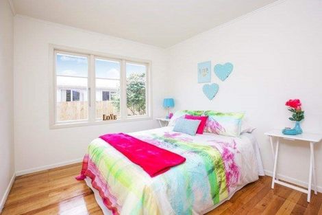 Photo of property in 81 Smythe Road, Henderson, Auckland, 0612