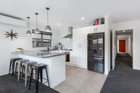 Photo of property in 3 Shearwater Lane, Whitby, Porirua, 5024