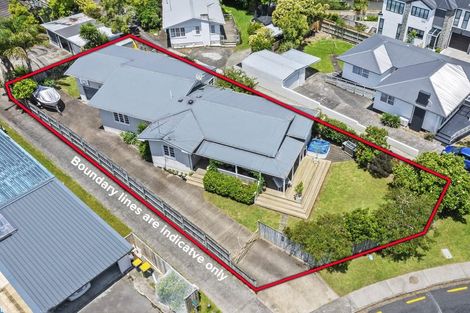 Photo of property in 63 Sylvia Road, Hillcrest, Auckland, 0627