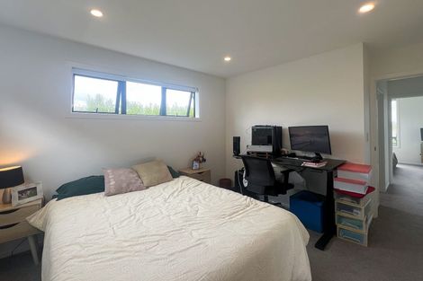 Photo of property in 12/12 Tawa Road, Te Atatu Peninsula, Auckland, 0610