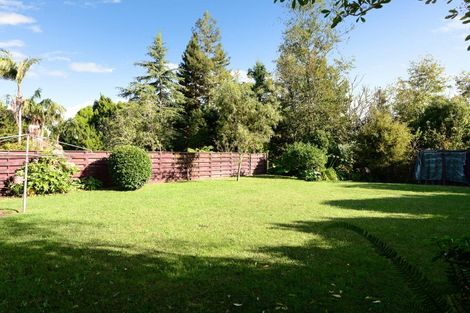 Photo of property in 13 Mcinnes Place, Queenwood, Hamilton, 3210