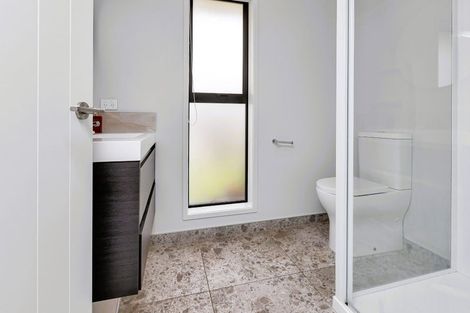 Photo of property in 1 Te Akau Place, One Tree Point, 0118