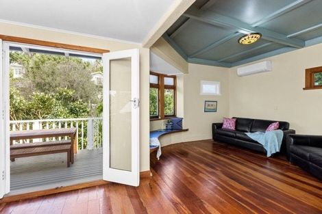 Photo of property in 26 Coote Road, Bluff Hill, Napier, 4110