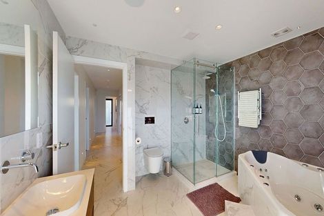 Photo of property in 49 Ashton Fitchett Drive, Brooklyn, Wellington, 6021