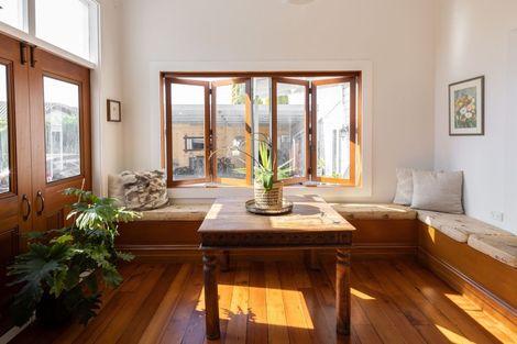 Photo of property in 49 Te Aute Road, Havelock North, 4130