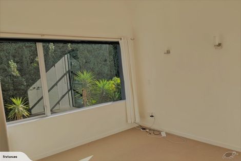 Photo of property in 31 Tiketike Way, Brooklyn, Wellington, 6021