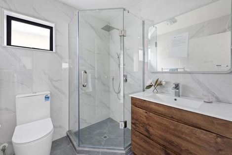 Photo of property in 70 Cargill Street, Papakura, 2110