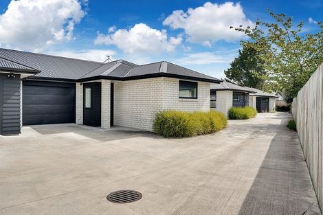 Photo of property in 2/11 Forster Avenue, Hillcrest, Hamilton, 3216