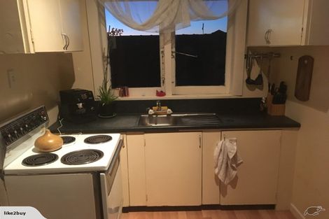 Photo of property in 2/15a View Road, Glenfield, Auckland, 0627