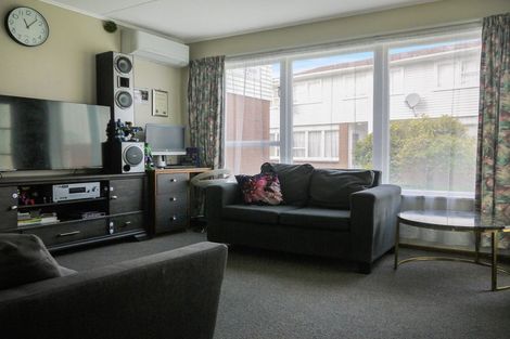 Photo of property in Oberon Flats, 48a Merton Street, Trentham, Upper Hutt, 5018