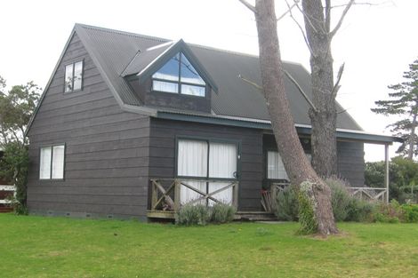 Photo of property in 15 Mcliver Place, Pauanui, Hikuai, 3579