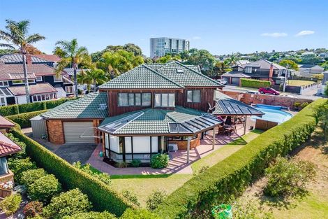 Photo of property in 2/33 Milford Road, Milford, Auckland, 0620